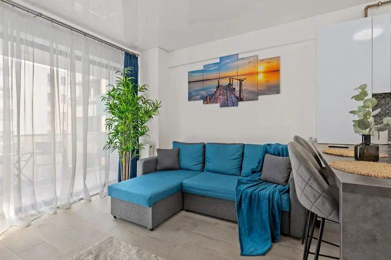 Apartament cu accente turcoaz, Ansambluri noi, fotografia 1