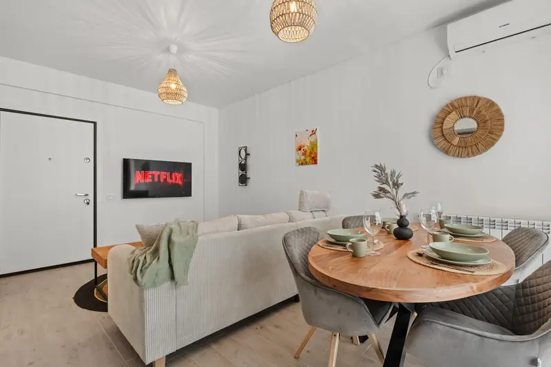 Apartament într-un ansamblu cu piscină, Meraki, fotografia 12