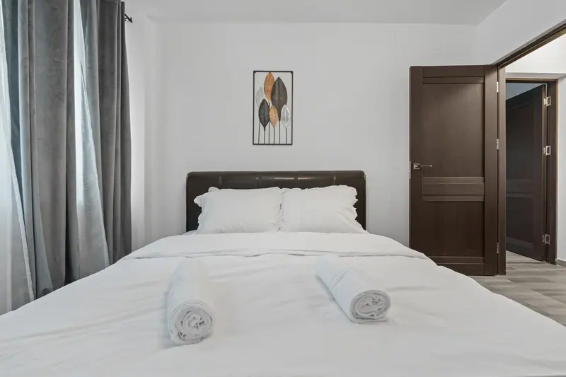 Apartament cu baie din marmură neagră, București, fotografia 4