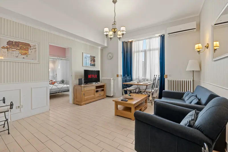 Apartament cu bucătărie albastră și arcadă, Str. Batiștei, București, fotografia 4