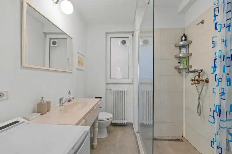 Apartament cu bucătărie albastră și arcadă, Str. Batiștei, București, fotografia 11