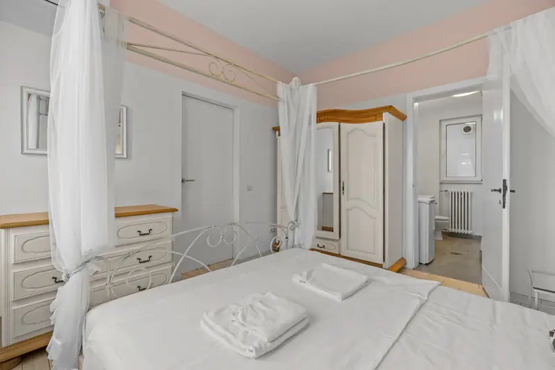 Apartament cu bucătărie albastră și arcadă, Str. Batiștei, București, fotografia 12