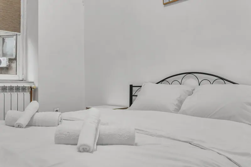 Apartament cu tavane înalte într-o clădire istorică, Calea Moșilor, București, fotografia 6
