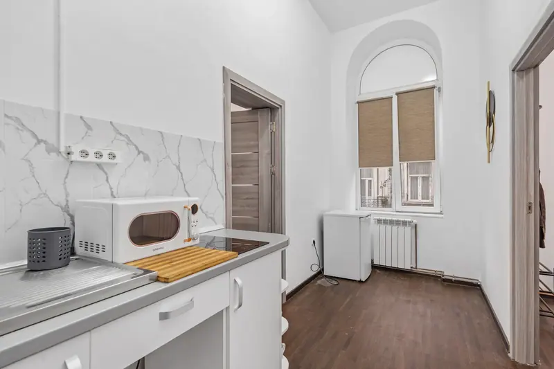 Apartament cu tavane înalte într-o clădire istorică, Calea Moșilor, București, fotografia 11