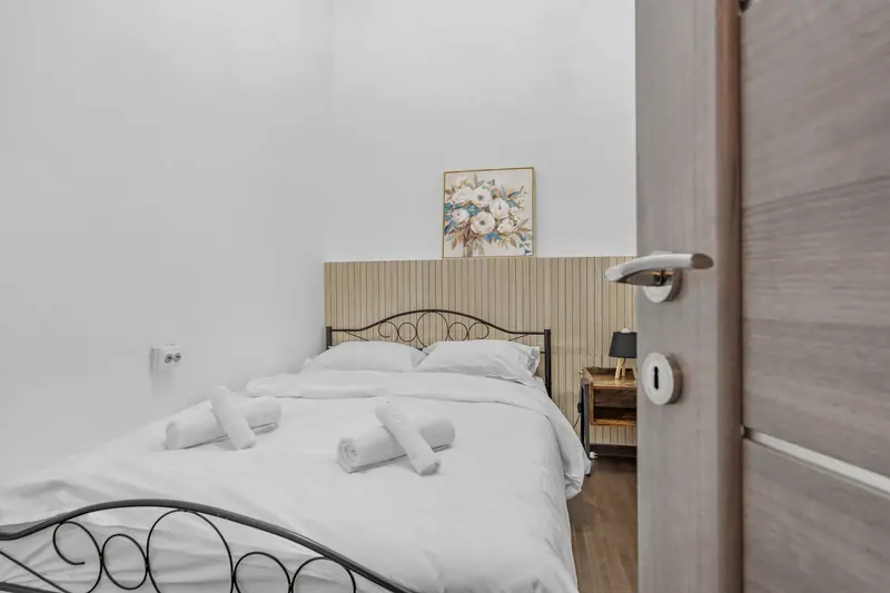Apartament cu tavane înalte într-o clădire istorică, Calea Moșilor, București, fotografia 14