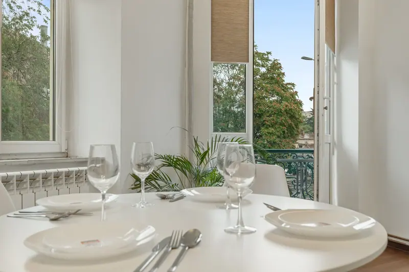 Apartament cu tavane înalte într-o clădire istorică, Calea Moșilor, București, fotografia 16