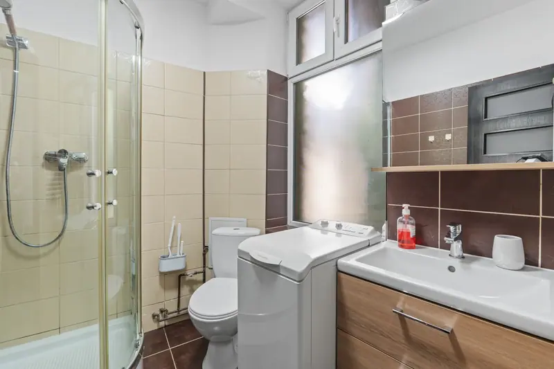 Apartament contemporan cu canapea albastră, Bd. Regina Maria, București, fotografia 13