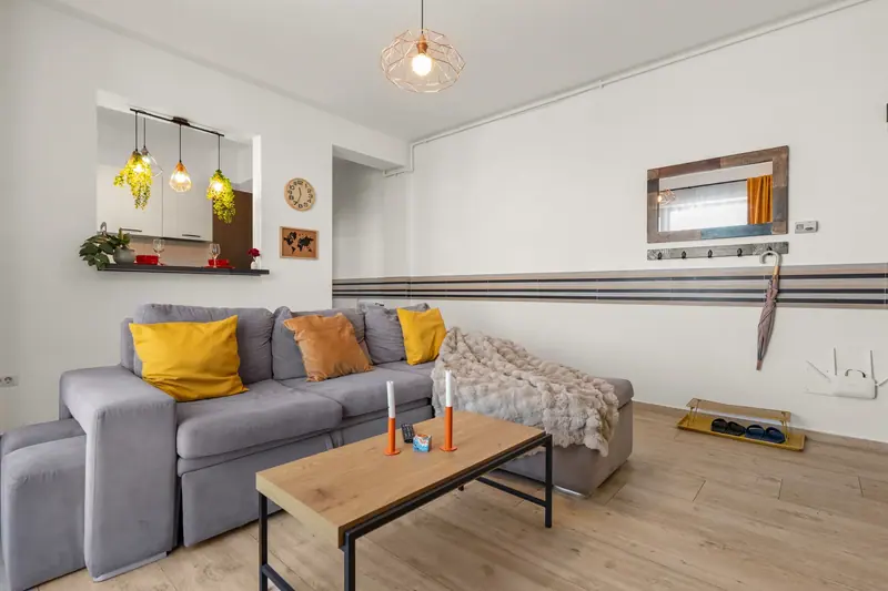 Apartament cu dormitor verde smarald, Str. Wilhelm Filderman, București, fotografia 4