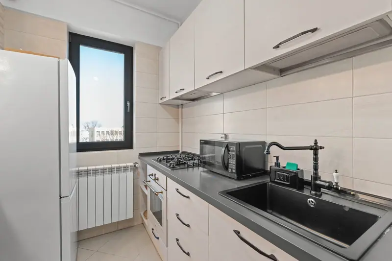 Apartament cu dormitor verde smarald, Str. Wilhelm Filderman, București, fotografia 6
