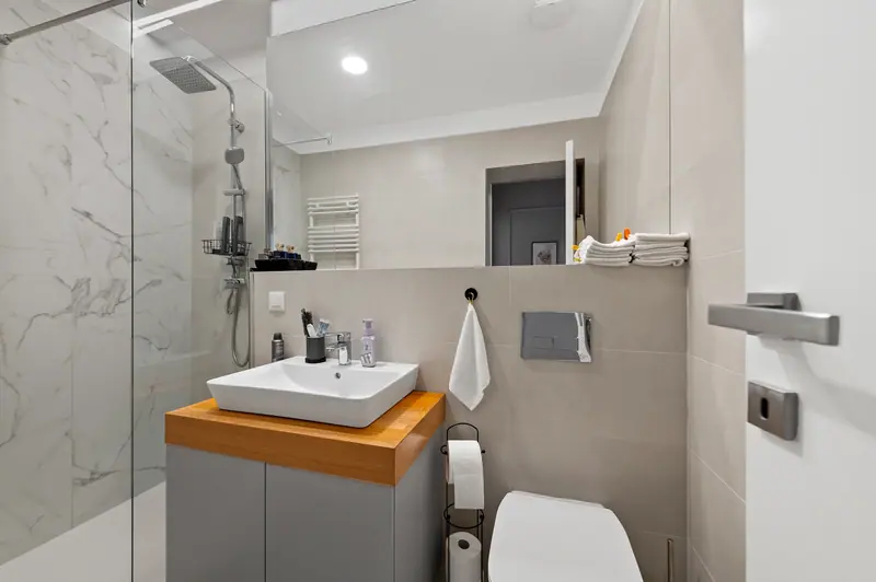 Apartament familial cu terasă spre curtea interioară, Nusco City, fotografia 18