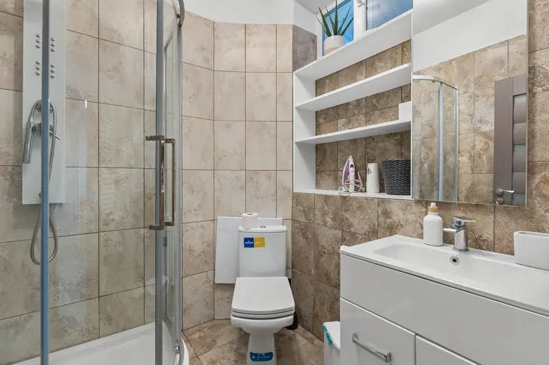 Apartament cu ferestre arcuite, Bd. Regina Maria, București, fotografia 15