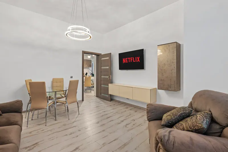Apartament cu ferestre arcuite, Bd. Regina Maria, București, fotografia 18