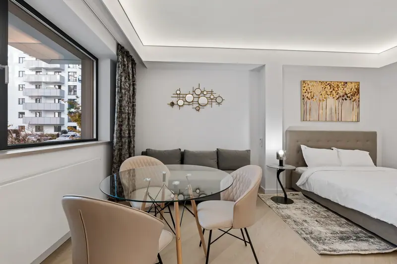 Apartament cu finisaje aurii, Cortina North, fotografia 8