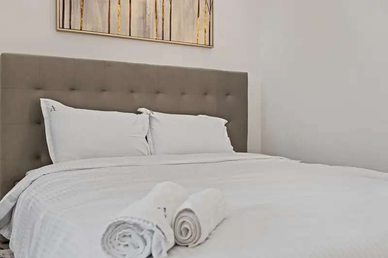 Apartament cu finisaje aurii, Cortina North, fotografia 14