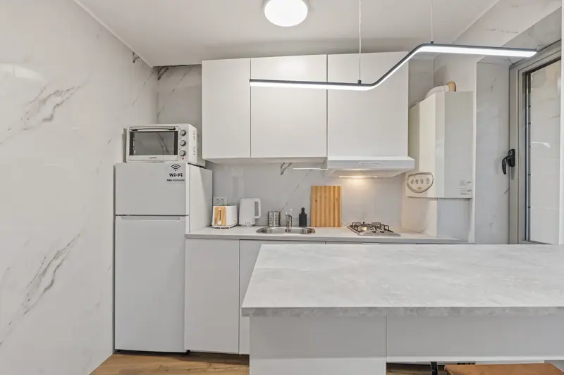 Apartament cu panouri din lemn și tablouri, Aviației, București, fotografia 20
