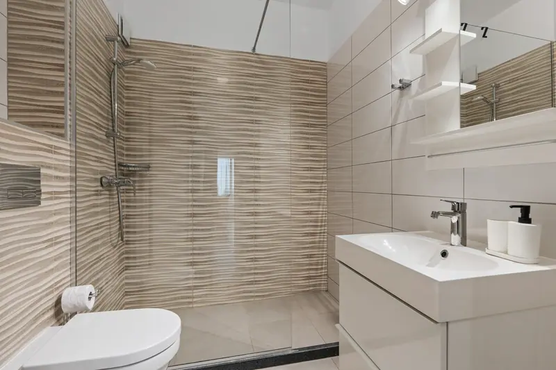 Apartament cu living deschis și terasă, Ansambluri noi, fotografia 10