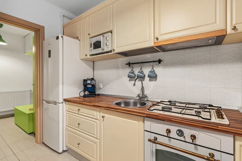 Apartament luminos cu accente albastre, București, fotografia 18