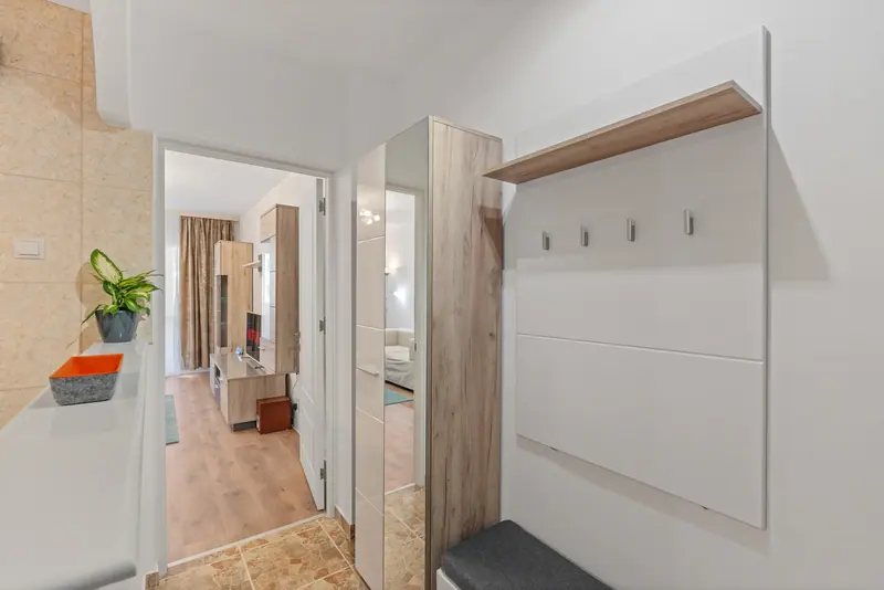Apartament luminos cu balcon închis, Str. Cupolei, București, fotografia 19