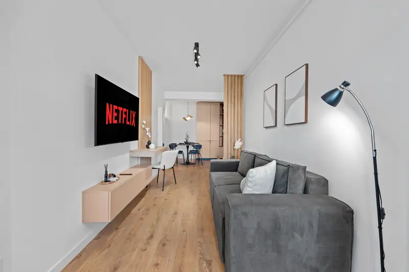 Apartament luminos cu accente de lemn, Ivory, fotografia 6