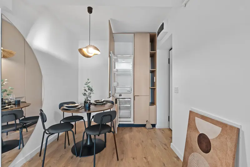 Apartament luminos cu accente de lemn, Ivory, fotografia 9