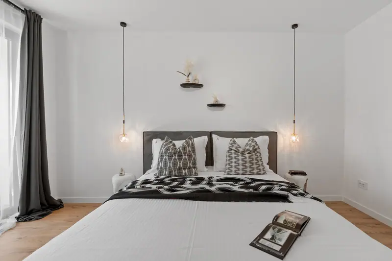 Apartament luminos cu accente de lemn, Ivory, fotografia 16