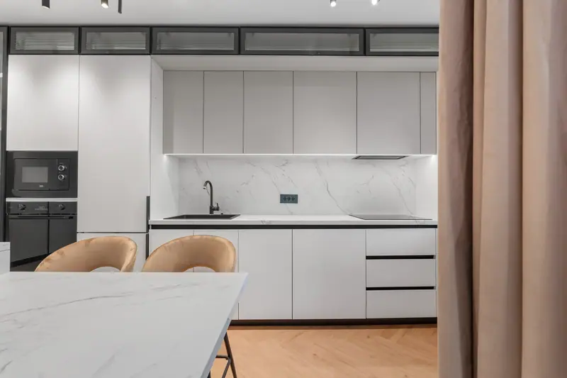Apartament de lux cu insulă din marmură, Mihai Bravu, București, fotografia 4