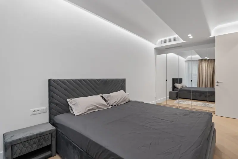 Apartament cu baie din marmură naturală, Cortina North, fotografia 9