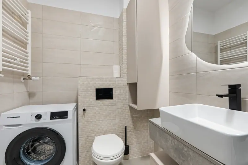 Apartament cu pereți din microciment, Ansambluri noi, fotografia 11