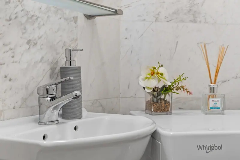 Apartament elegant cu mobilier clasic, Bd. Nicolae Bălcescu, București, fotografia 6