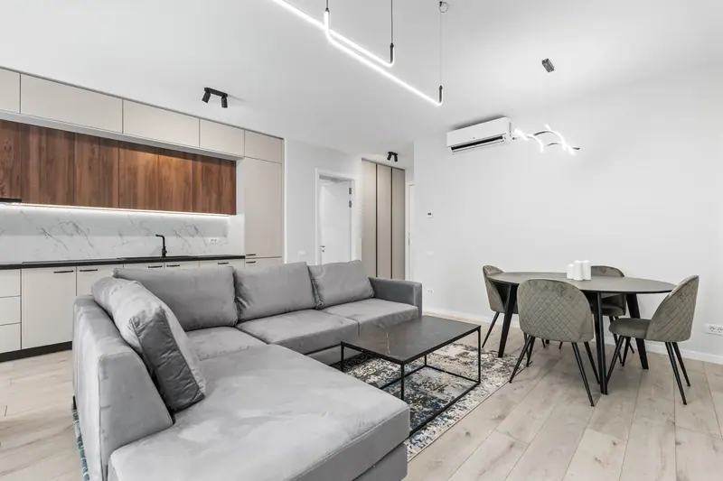 Apartament modern cu baie din marmură, Ansambluri noi, fotografia 4