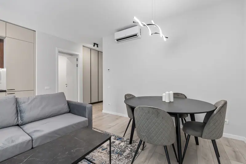 Apartament modern cu baie din marmură, Ansambluri noi, fotografia 5