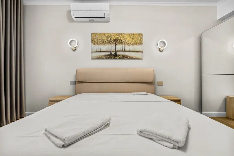 Apartament modern cu baie din marmură și terasă, Str. Justiției, București, fotografia 5