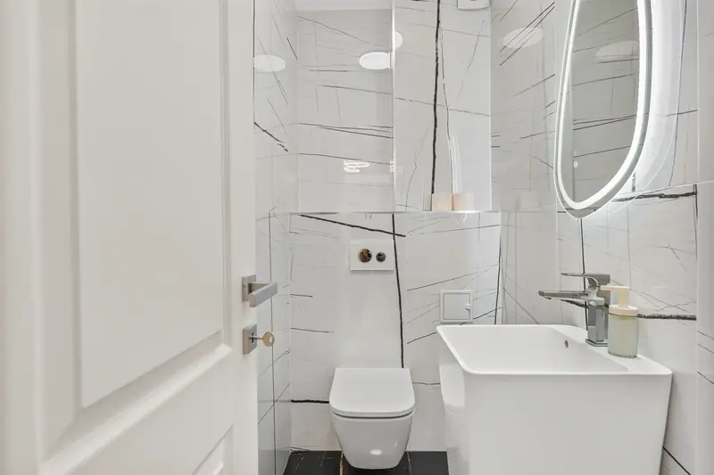 Apartament modern cu baie din marmură și terasă, Str. Justiției, București, fotografia 10