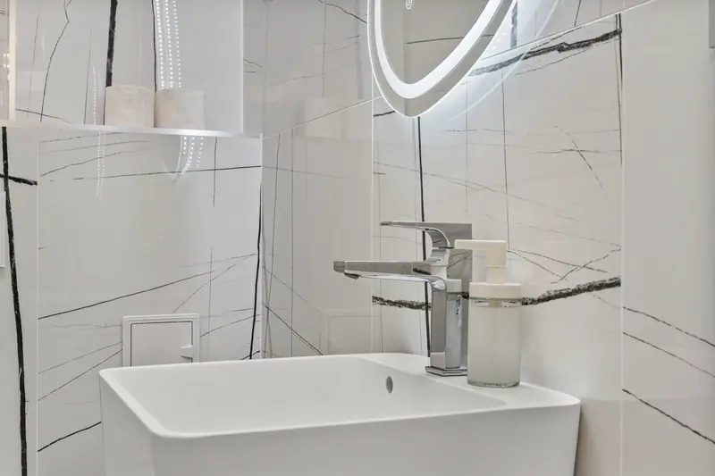 Apartament modern cu baie din marmură și terasă, Str. Justiției, București, fotografia 11