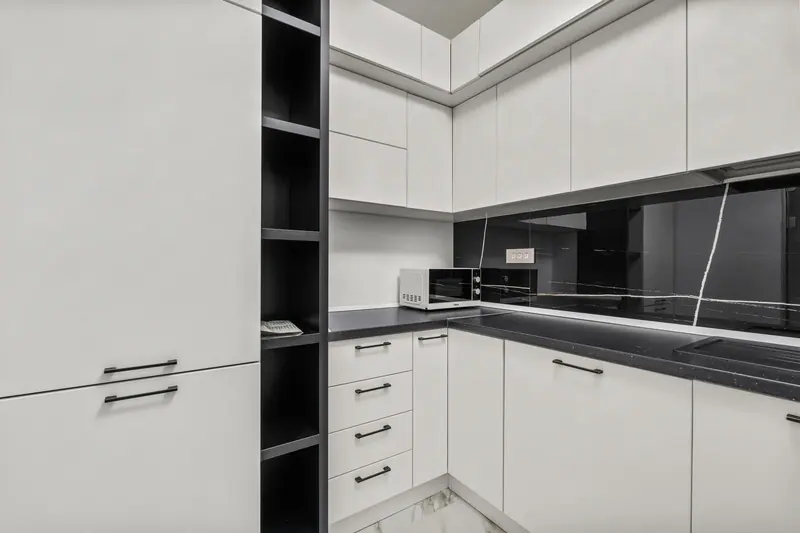 Apartament modern cu baie din marmură și terasă, Str. Justiției, București, fotografia 13