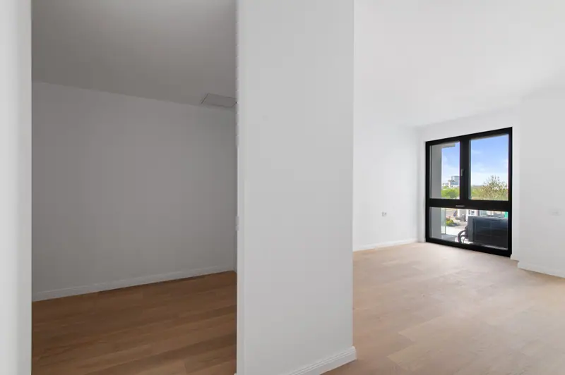 Apartament nou, nemobilat, Ansambluri noi, fotografia 4