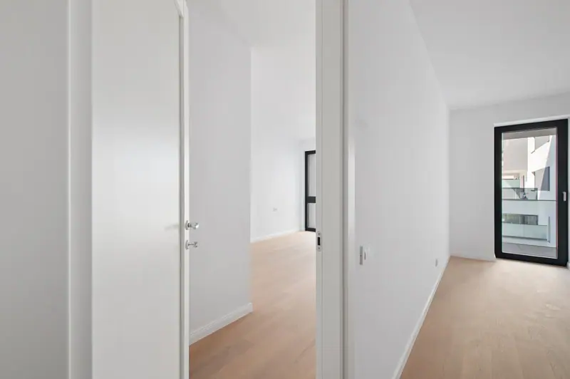Apartament nou, nemobilat, Ansambluri noi, fotografia 10