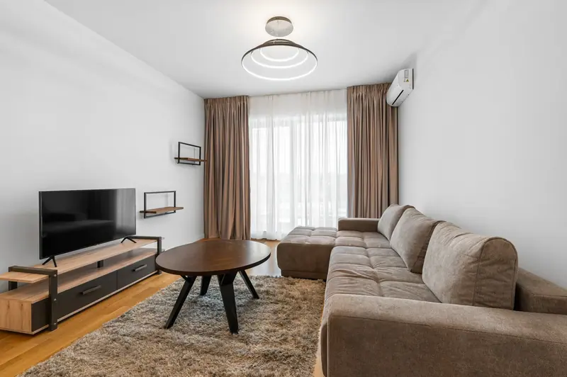 Apartament nou cu terasă și vedere spre lac, Ansambluri noi, fotografia 1