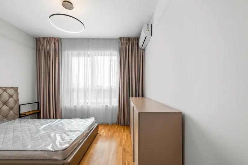 Apartament nou cu terasă și vedere spre lac, Ansambluri noi, fotografia 12