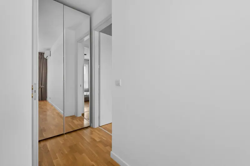 Apartament nou cu terasă și vedere spre lac, Ansambluri noi, fotografia 20