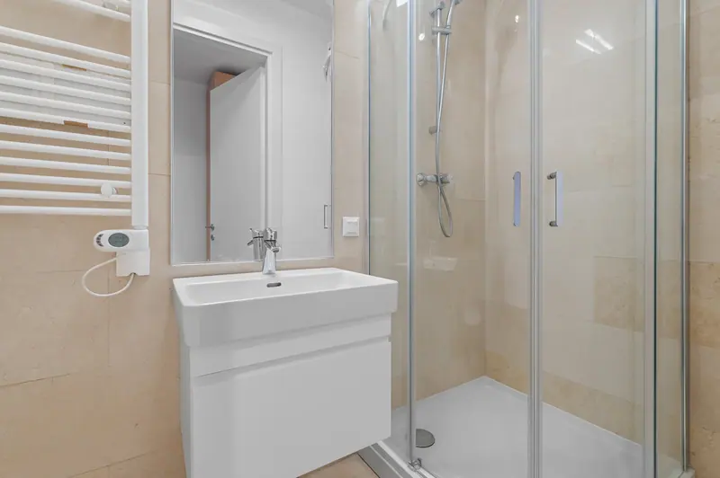 Apartament nou cu terasă și vedere spre lac, Ansambluri noi, fotografia 23
