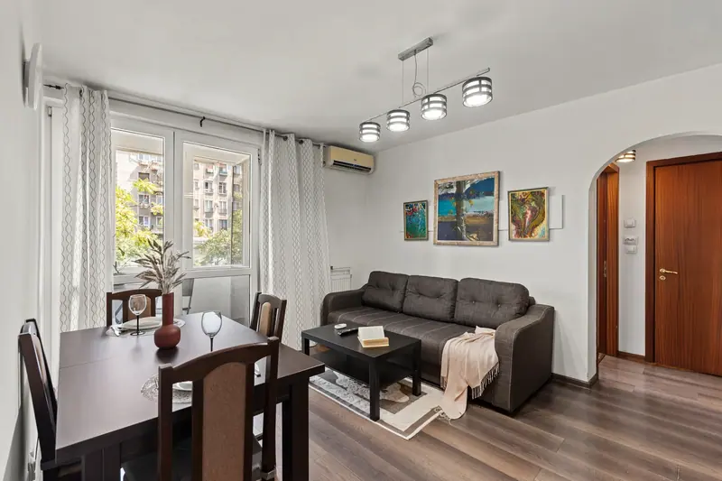 Apartament renovat în centrul Bucureștiului, Bd. I.C. Brătianu, București, fotografia 1