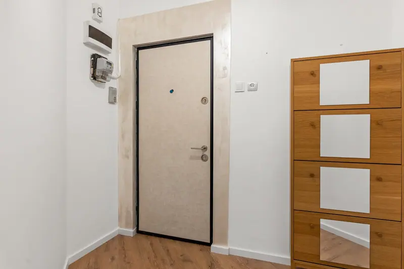 Apartament renovat într-o clădire veche, București, fotografia 9