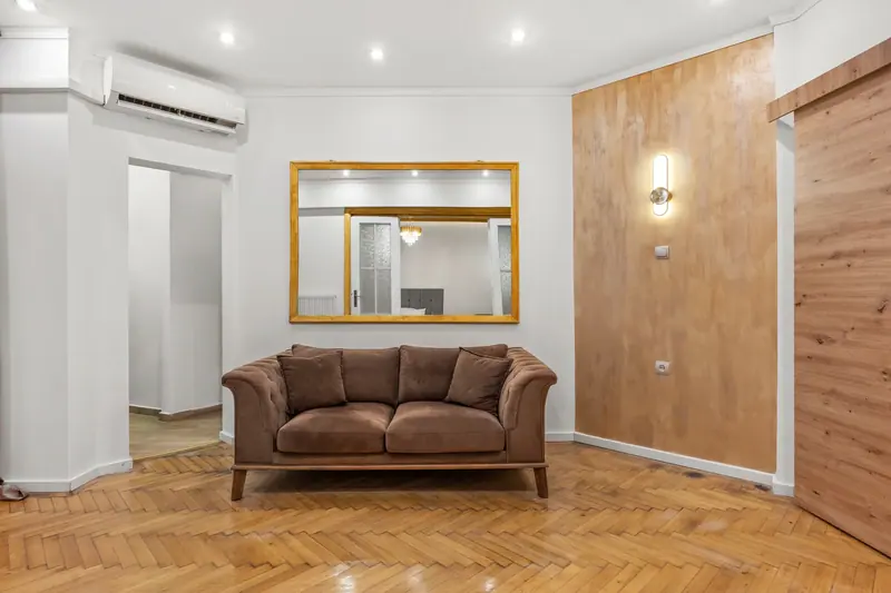 Apartament renovat într-o clădire veche, București, fotografia 11