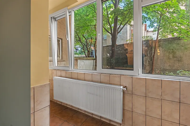 Apartament renovat într-o clădire veche, București, fotografia 16