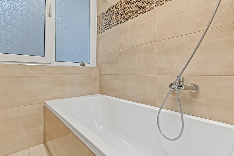 Apartament renovat cu parchet din lemn, Bd. Nicolae Bălcescu, București, fotografia 7