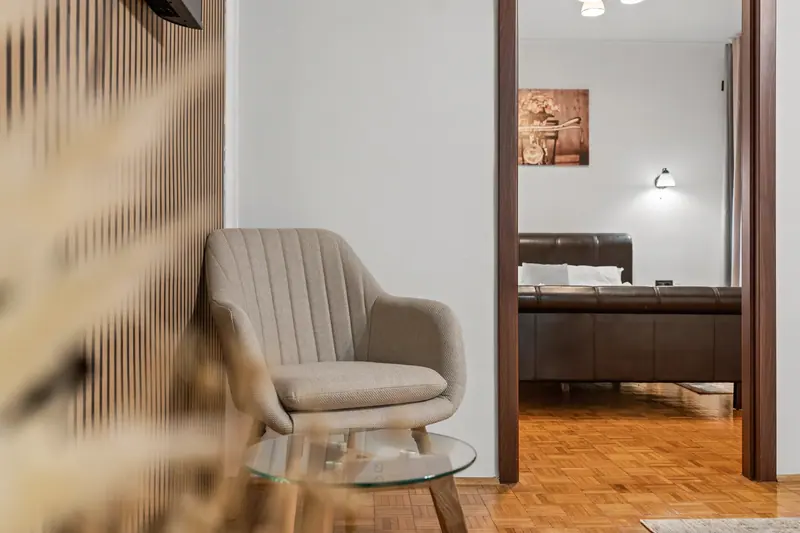 Apartament renovat cu parchet din lemn, Bd. Nicolae Bălcescu, București, fotografia 16