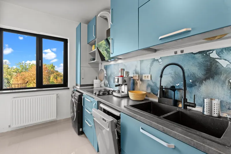 Apartament în albastru și galben, Splaiul Independenței, București, fotografia 3