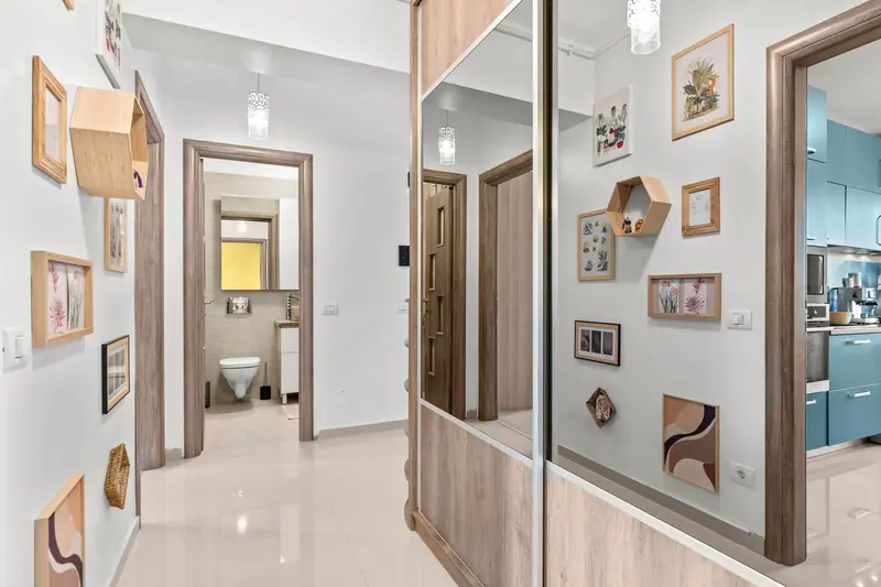 Apartament în albastru și galben, Splaiul Independenței, București, fotografia 14