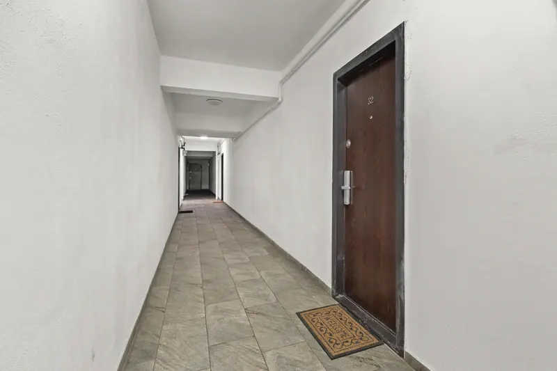 Apartament cu terasă și bucătărie neagră, București, fotografia 4